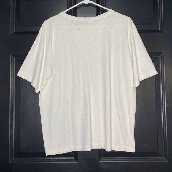 Vintage de Rotchild White Eyelet Short Sleeve Crewneck Tee Size Large - Picture 4 of 5